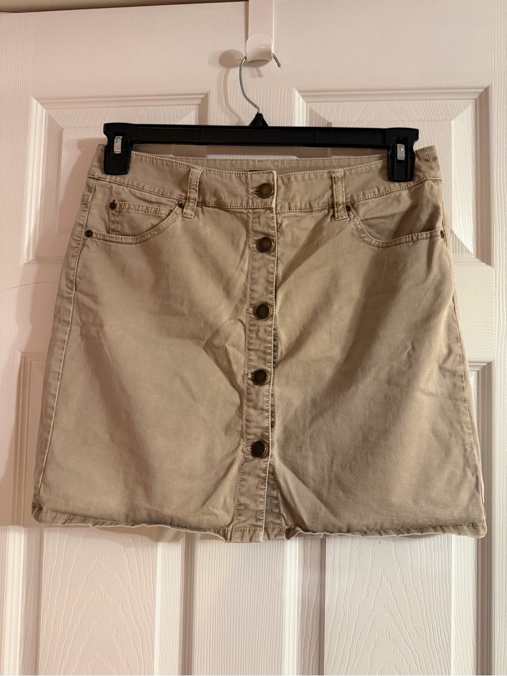 Gap Beige  Denim Mini Skirt  Solid Button Closure Pockets Size 6